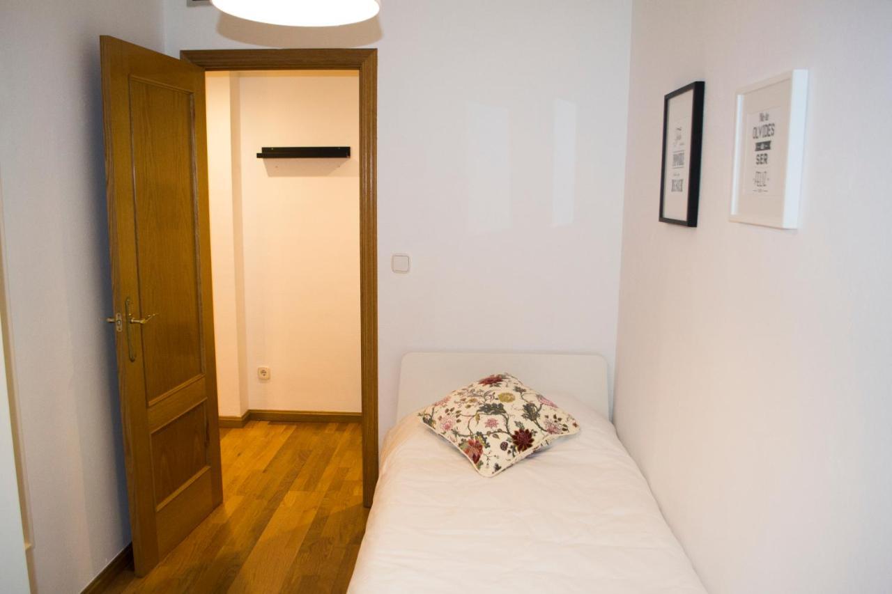 Apartamenticos Torrenueva I سرقسطة المظهر الخارجي الصورة